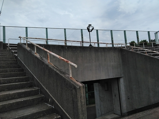 K学院　手摺塗り替え