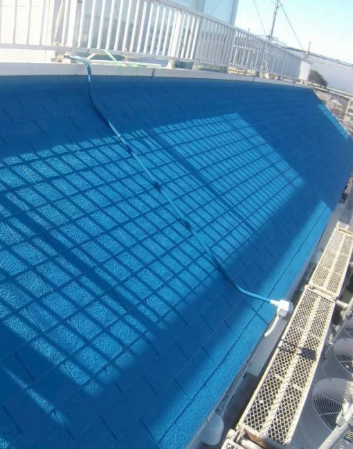 シングル屋根の塗装